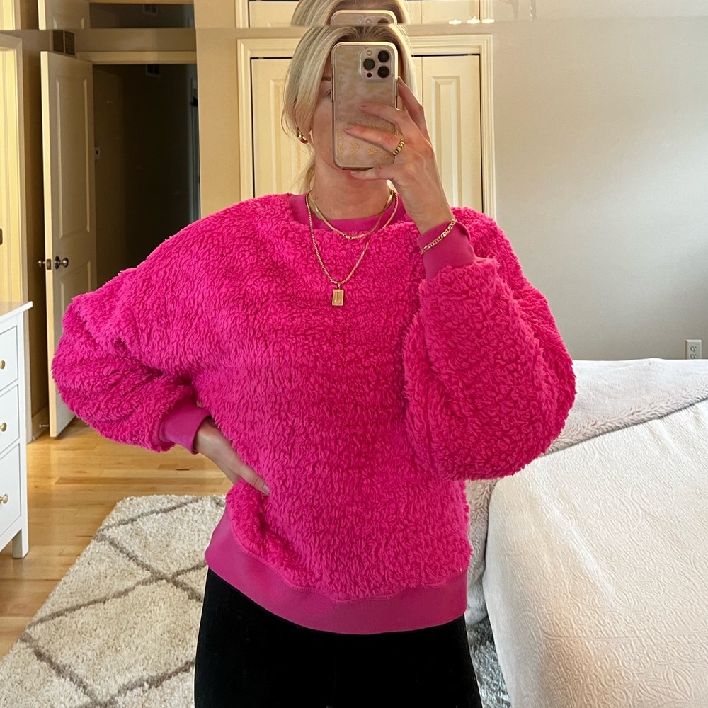 cozy sweatshirt barely worn
